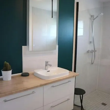 Petit Des Trois Chemins *