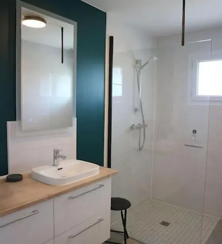 Petit Des Trois Chemins *